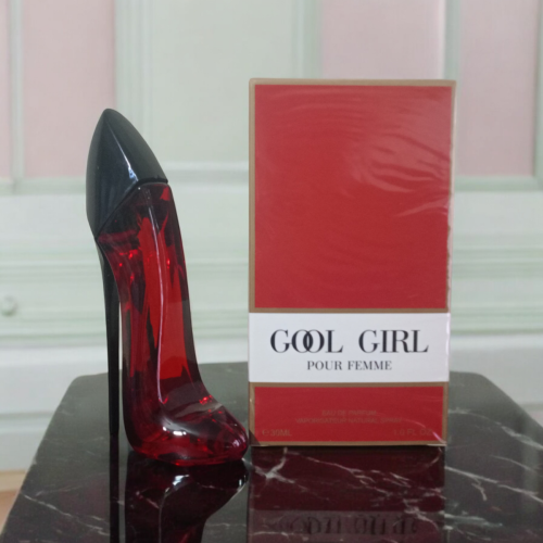 CCOL GIRL  CAROLINA HERRERA.